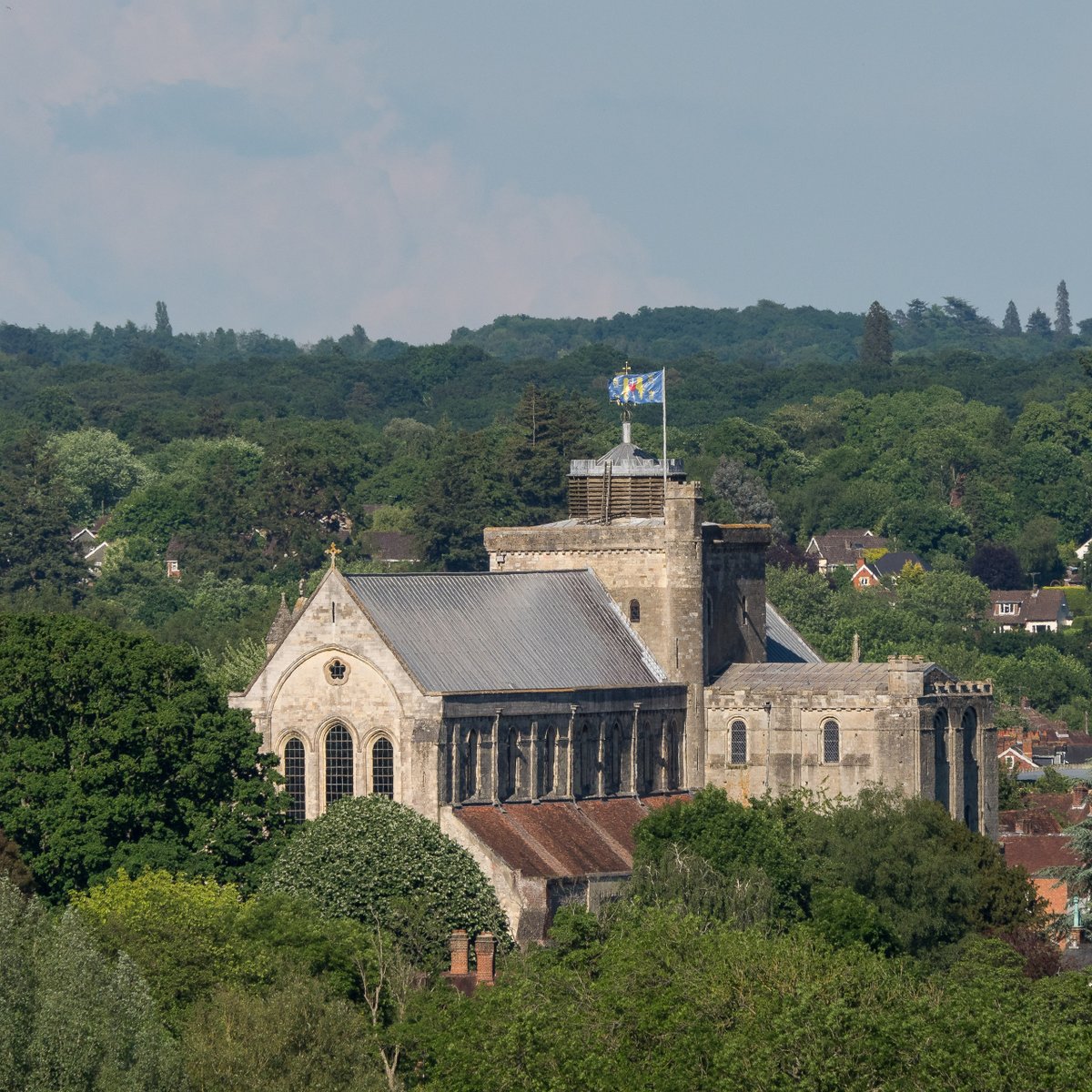 Job Opportunity - Parish Administrator at Romsey Abbey We are seeking a Parish Administrator to work as part of a team of three Administrators in a busy and rewarding role. 21 hours a week. £12 an hour. Full information and application forms: romseyabbey.org.uk/page/35/parish…
