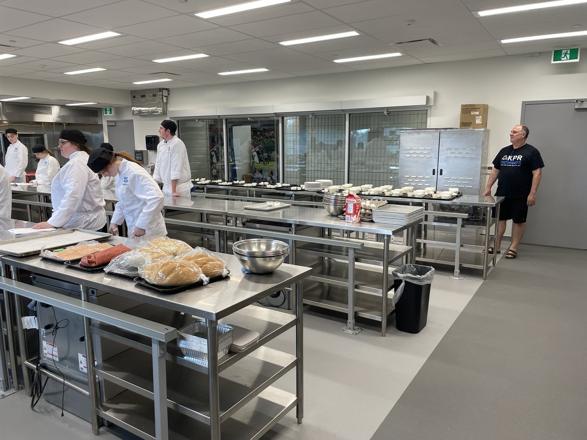 Summer School Culinary Dual Credit program students had the opportunity to visit <a href="/LoyalistCollege/">Loyalist College</a> yesterday to demonstrate their new skills. <a href="/kprschools/">KPRDSB</a> <a href="/KPRTandL/">Teaching & Learning in KPR</a> <a href="/kprsst/">KPR Student Success</a>