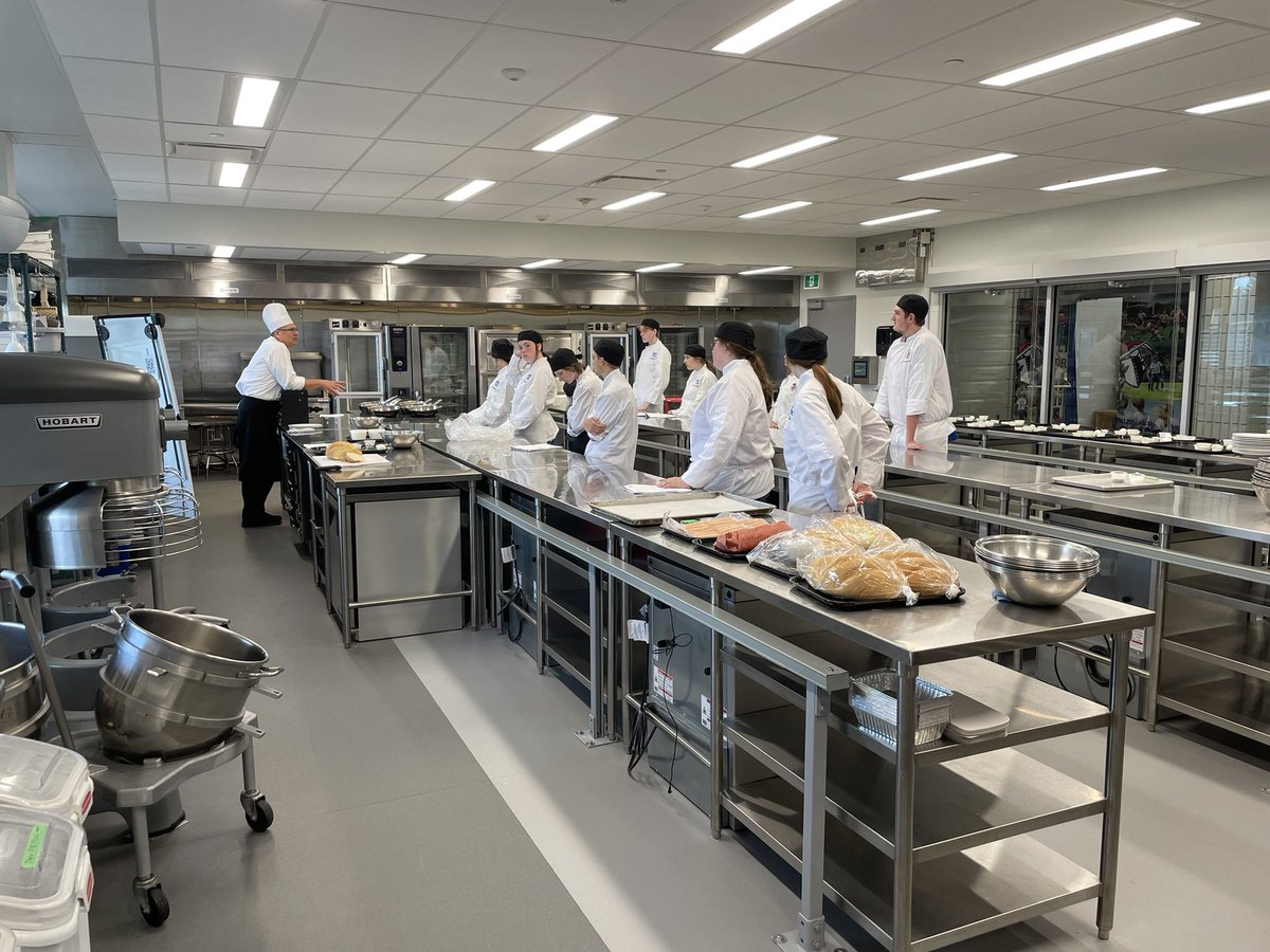 Cobourg Collegiate I tweet media