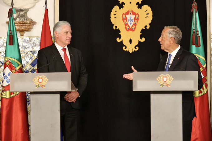 Emotivo recibimiento a <a href="/DiazCanelB/">Miguel Díaz-Canel Bermúdez</a> durante su visita de Estado a #Portugal. Se consolidan los lazos de cooperación entre nuestras naciones y es evidencia del reconocimiento internacional a #Cuba. #DíazCanelEnPortugal
