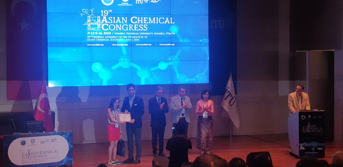 MRG_KU's tweet photo. https://t.co/6VuzES2LGN member of MRG, Aleyna Başak, has been awarded with Mansion Young Rising Star of 19th Asian Chemical Congress @acc_2023. Congratulations 🎊🙏🏻 https://t.co/mnbgpKP9F3
