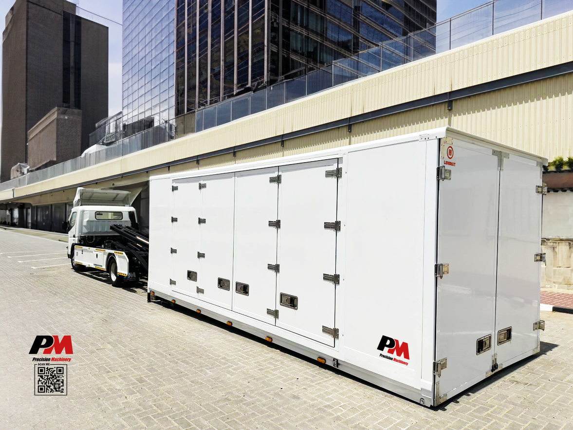 PM_Truck's tweet photo. Full-down recovery truck with closed box 
by PM Truck

WhatsApp: +971 55 603 6959
#closedbox #recoverytruck #towing #fulldown #flattop #flatbed #commercialvehicle #b2b #sportscar #luxuriouscar #fuso #mitsubishi #uae #dubaitruck #africatruck
@mitsubishi @MHI_Group @MitsubishiKW https://t.co/r7G7EUbSkN