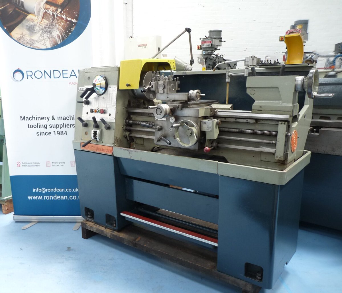 RondeanMachine's tweet photo. Colchester Master 2500 Straight Bed Centre Lathe, 25″ (635mm) Between centres, 13 1/4 (335mm) swing. Call us on 0191 410 5886 for more details.
#engineering #lathes #usedmachinery #colchester #master2500
https://t.co/UYXwj7qpzL https://t.co/BjOmsxMVOb