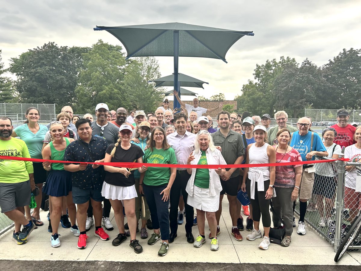 MayorFrey's tweet photo. If you're a pickleball fan, you have to check out the new courts by Lake Nokomis! Thanks to the @MplsParkBoard, we have another great spot in MPLS for some friendly competition. @MplsWard13 @MplsWard9 @MplsWard11 https://t.co/8hdzUFMFGi