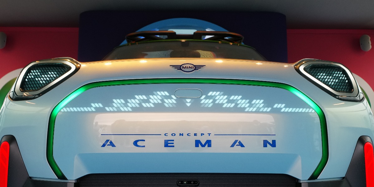 MINIUK's tweet image. Can't make it to @FOSGoodwood this year? ​
​
Don't worry, we've got you covered. Feel free to have a sneak peek around our ACE vision of the future. ​👀
​
What do you think? ✍️👇​

#MINIGoodwood #TheFutureFeelsAce #GFOS