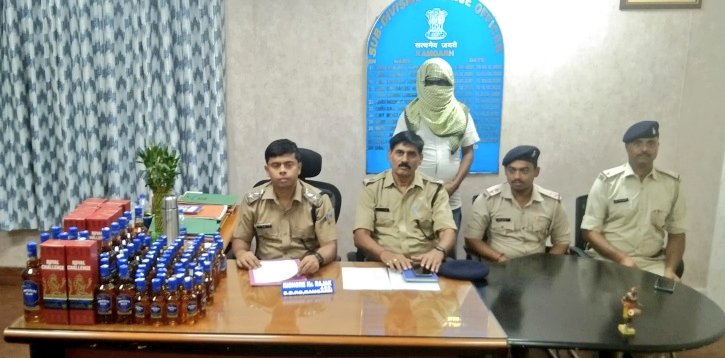 रामगढ़ में 10 लाख की अवैध शराब जब्त-Illicit liquor worth 10 lakh seized in Ramgarh