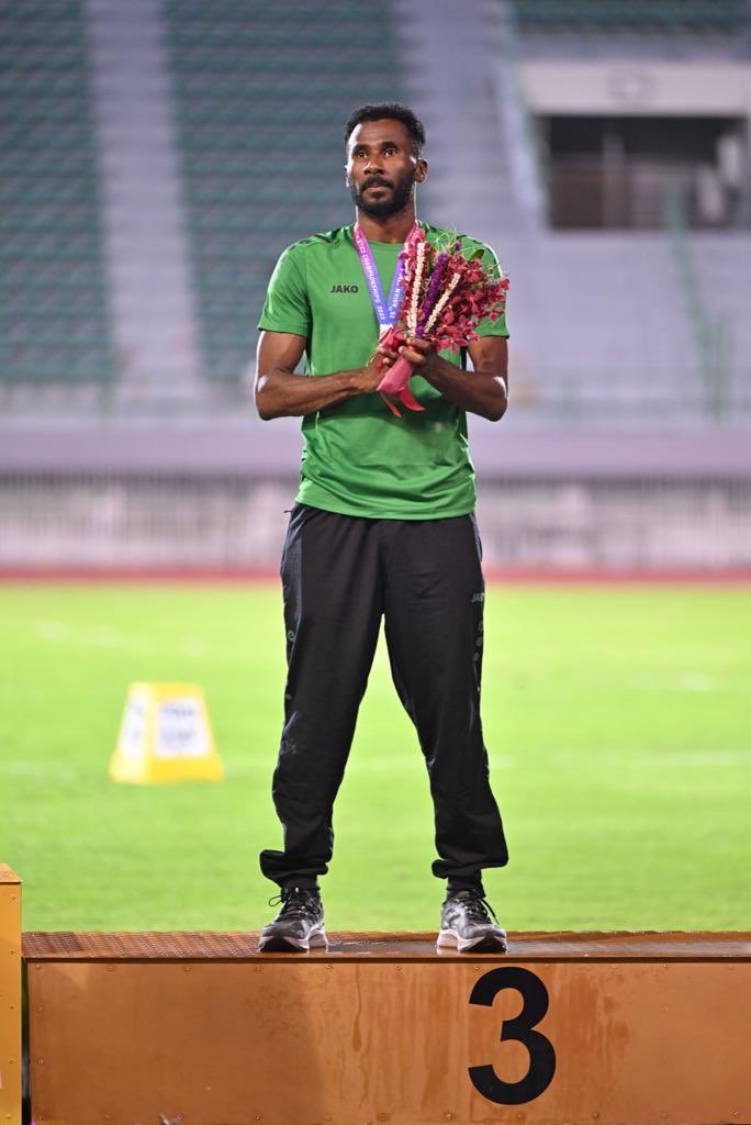 عودة بطل آسيا😎🇸🇦!

عاد نجم #مركز_التدريب_السعودي_الأولمبي لألعاب القوى إلى منصات التتويج حيث حقق الميدالية البرونزية في البطولة الآسيوية لألعاب القوى 👏. 

🥉| يوسف مسرحي 
🏃| 400 متر
<a href="/athleticksa/">ألعاب القوى السعودية</a>