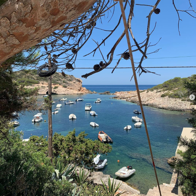 There’s a quieter, more serene side to #ibiza #formentera if you’ve never tried it, you are missing out.

#SereneIbiza #TranquilEscapes #IslandBliss #QuietCoolVibes