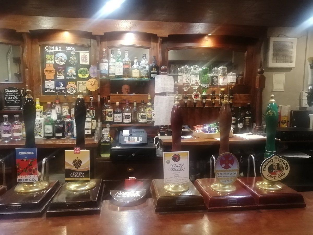 TheStarGlossop tweet media