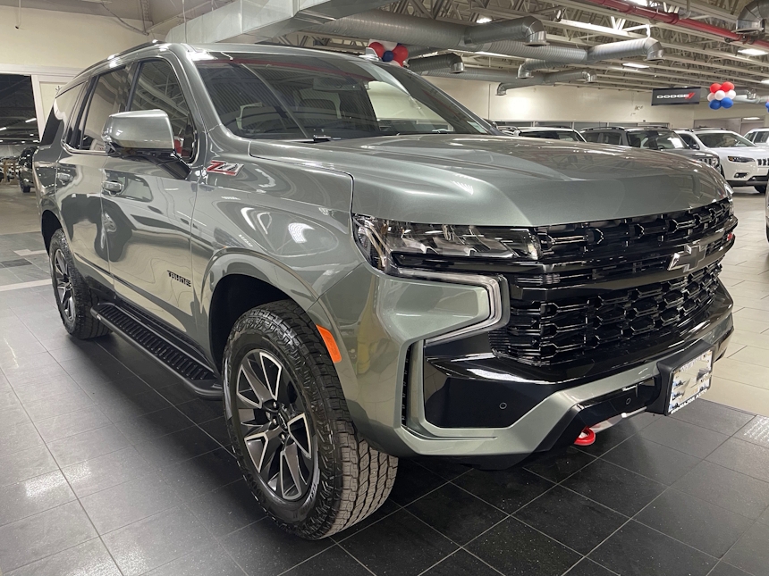 RomikUSA's tweet image. 2023 Chevy Tahoe RST sporting Romik RAL series running boards. This nice example coming to us from NYC by @letsxccessorizeu CF autosports. Visit us at Romik.com #ChevyTahoe #ChevySUV @Chevy Trucks