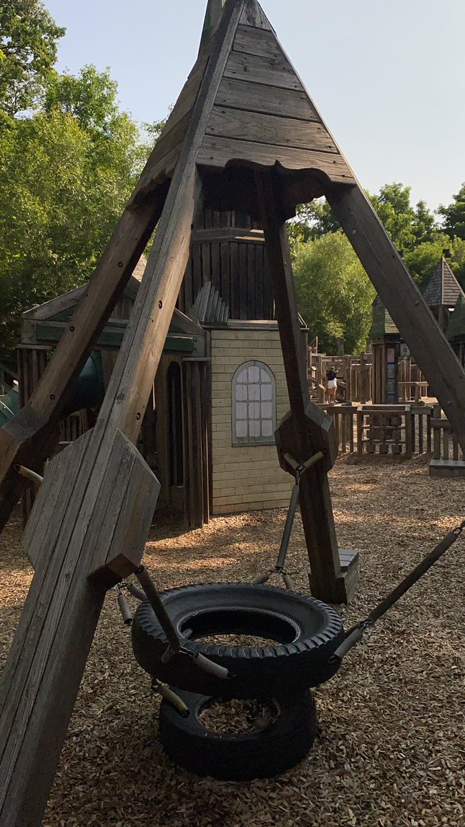FewNFar's tweet photo. @cityoftoronto Hi there, large hornet nest in this tire swing at the High Park Adventure playground. In the toddler area. https://t.co/K0pw4ftDpl
