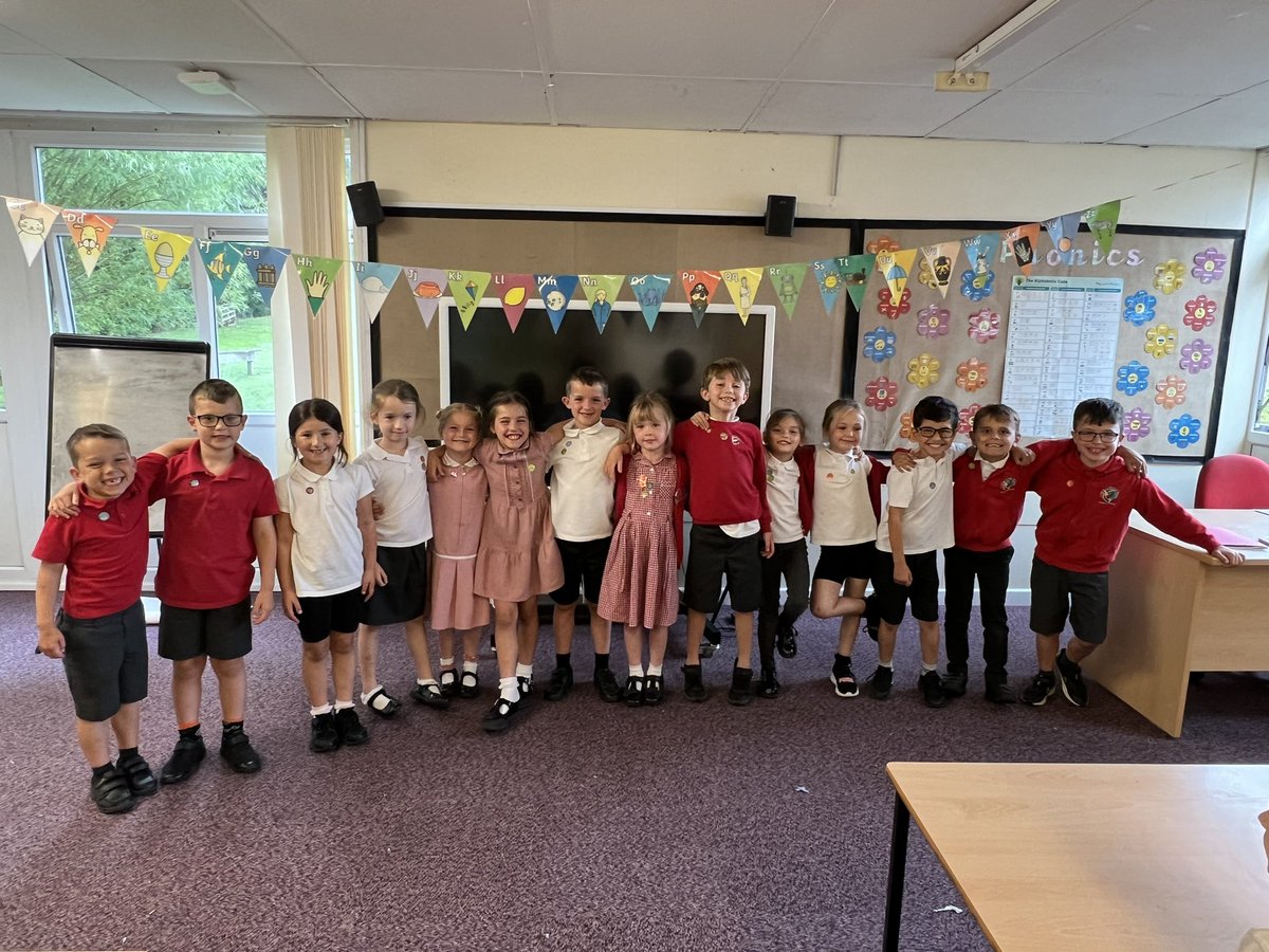 DSJ_Year2's tweet photo. Wow!! Look at all our times table superstars who scored full marks on this weeks test! https://t.co/6pZUefrDZo