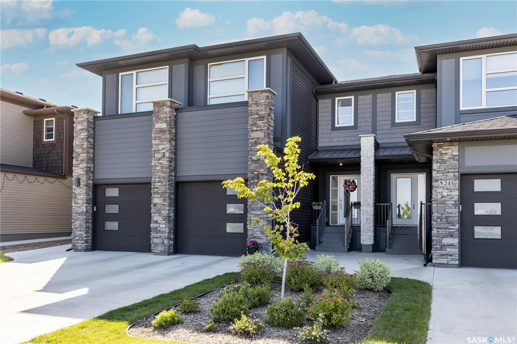 ExecutiveJan's tweet image. It's deals like this that hardly ever stay on the market! #beautifulhome #homesweethome  cpix.me/l/173607001