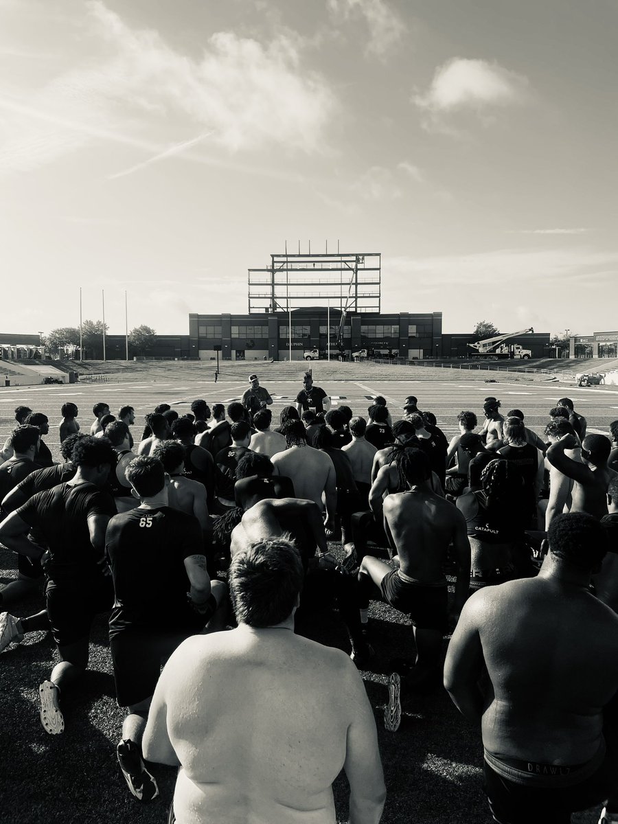 coachcordova's tweet image. 48 Days and a New Era will be Unveiled.  “Find a Way” #HEATT🔥