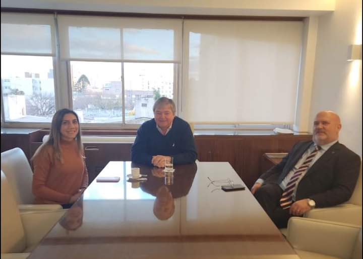Debogalan's tweet photo. Me reuní con el presidente de la Caja de la Abogacía, Daniel Burke y el vicepresidente @MarceloD_Diaz. 

Conversamos sobre temas que nos ocupan sobre la colegiación, el trabajo y crecimiento que se viene llevando adelante en @cajaabogados ⬇️ https://t.co/Xmt5jNeZa4
