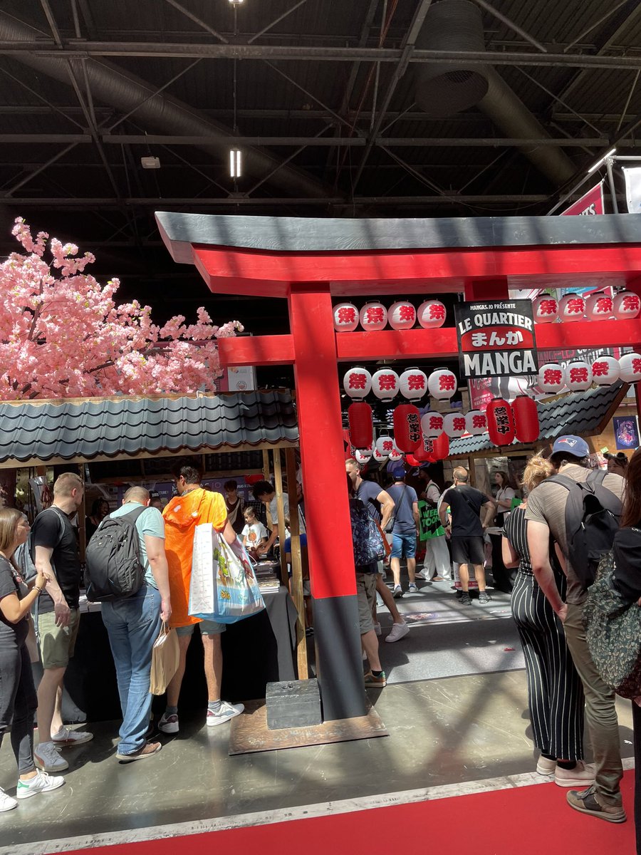 i went to the japan expo today!! it was so so cool its been so long since i last went there 😭