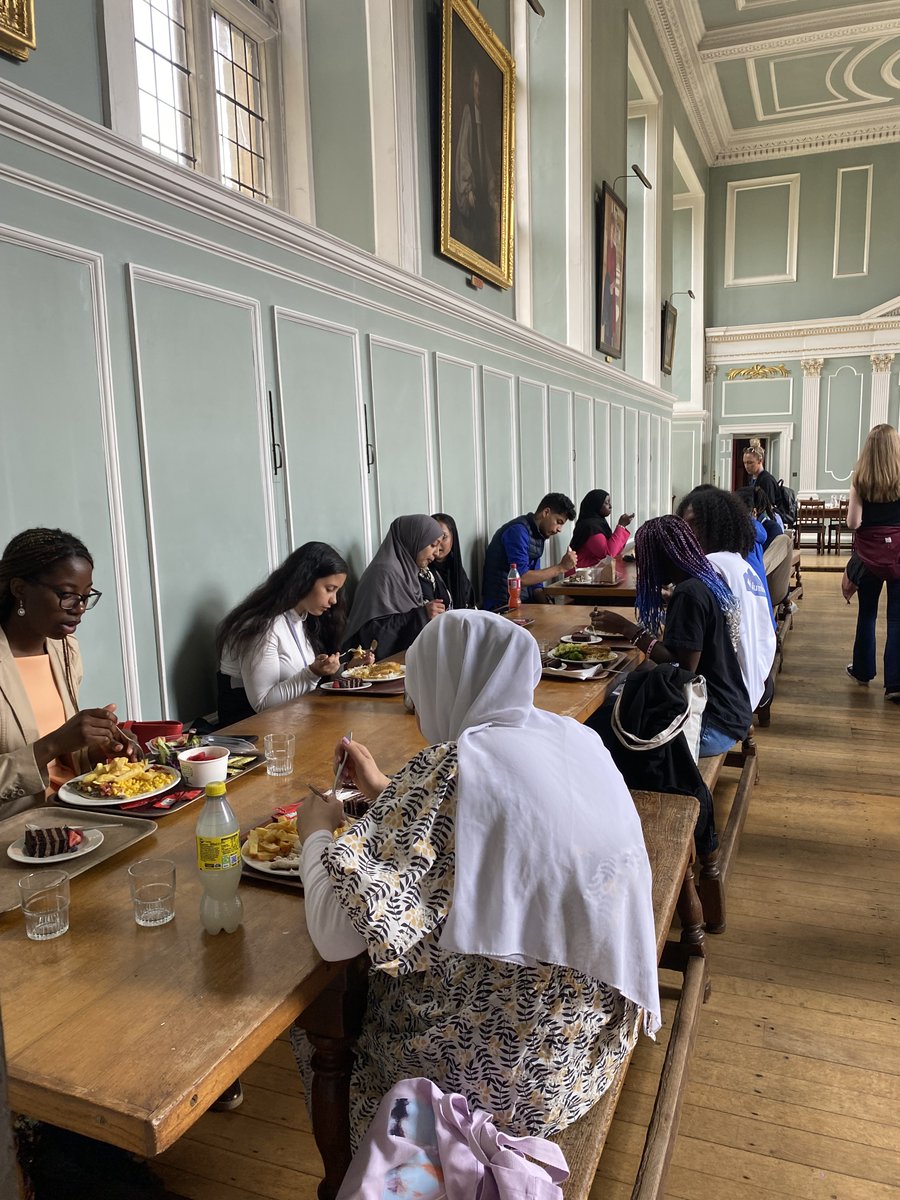 Emmanuel College SLO tweet media