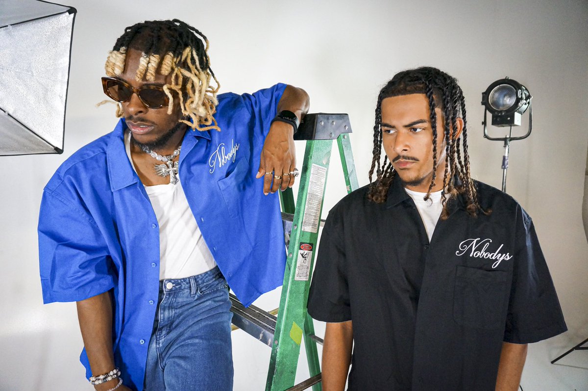 _FAMOUSNOBODYS's tweet photo. Our summer collection is heating up! New Cropped Button Down shirts are dropping TODAY at NOON — available in royal blue, noir and pink. 

Get yours today. https://t.co/72nSxgyGHB