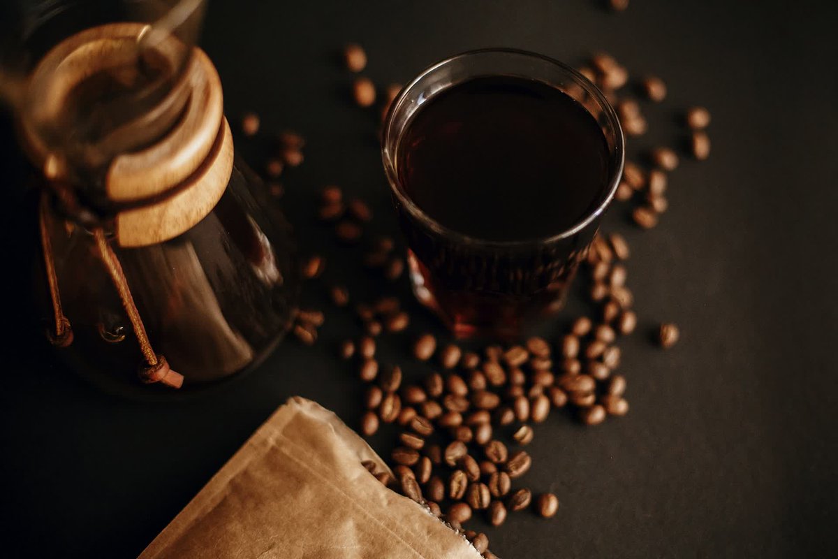phinixcoffecafe's tweet photo. Get the best of Italy with our Italian Roast from Phinix Coffee Cafe! This rich, smooth blend is great for full-bodied espresso.
  
#coffee #italianroast #espresso #phinixcoffeecafe https://t.co/PIkSmDl36V