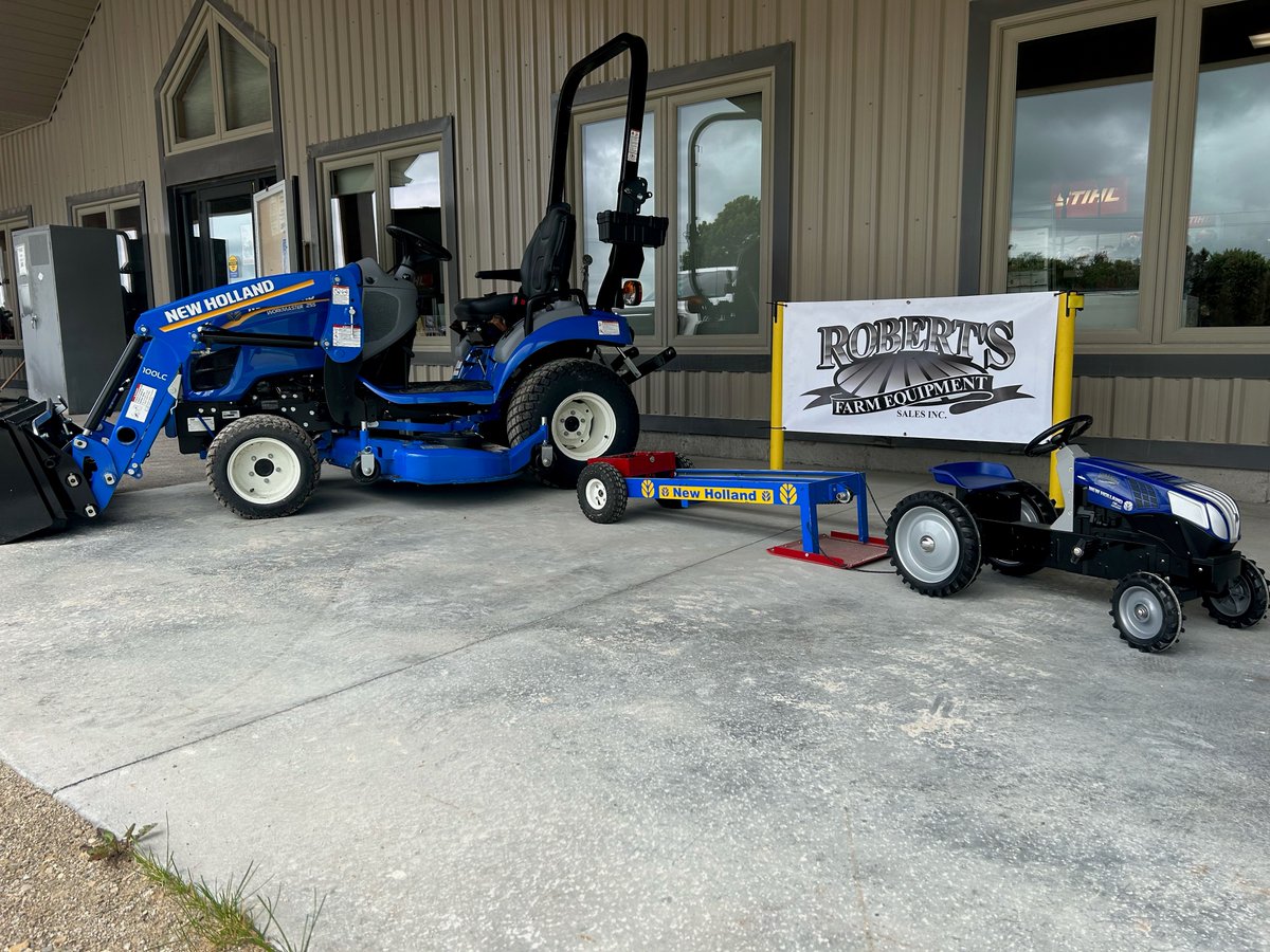 RobertsEquip_'s tweet photo. Bring the kids to #RFE in Mount Forest TOMORROW between 12-4, during the #mountforestfireworkfestival   🎆 for face-painting, pedal tractor pulls and balloon animals! 🤩🚜🎈#MountForest @mffireworks https://t.co/CYcas4lol7