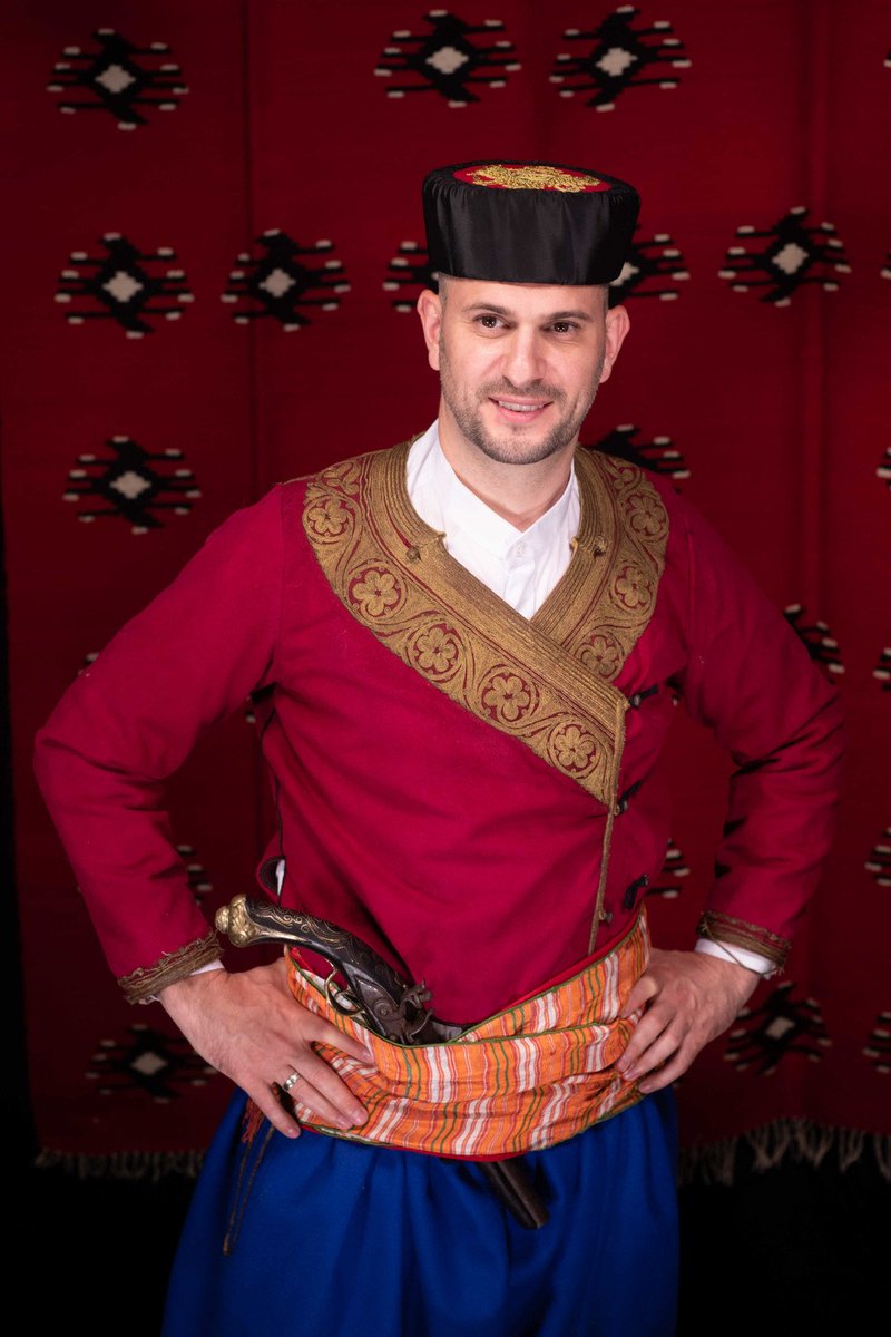 BiljanaRegan's tweet photo. #serbianheritage #traditionalcostumes #narodnanošnja #Hercegovina #serbianhistory #serbianculture #Slavic #Balkan #folkcostume #Gusle https://t.co/I4nHknAHQe