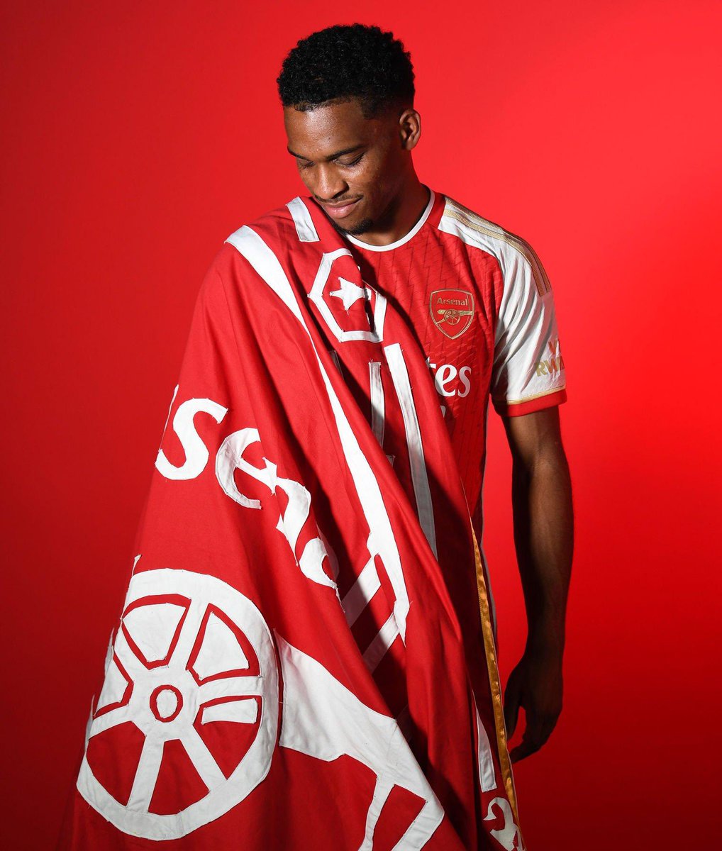 ArsenalBuzzCom tweet picture