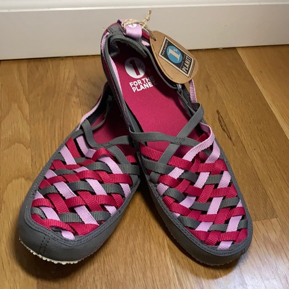 AtlasAuction's tweet photo. So good I had to share! Check out all the items I'm loving on @Poshmarkapp from @knitix #poshmark #fashion #style #shopmycloset #lee #patagonia #artmark: https://t.co/3QxjSgwUQR https://t.co/Xp0LP2oZ2R