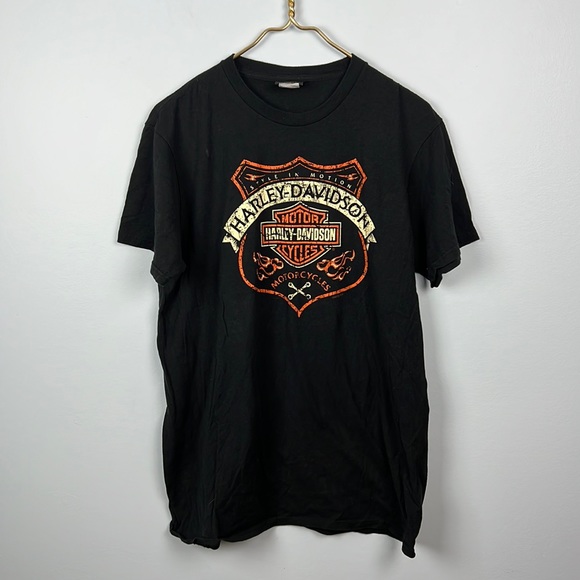 amdaus's tweet photo. So good I had to share! Check out all the items I'm loving on @Poshmarkapp #poshmark #fashion #style #shopmycloset #harleydavidson: https://t.co/QCIpIT3Q0a https://t.co/D7hdAVMP7p