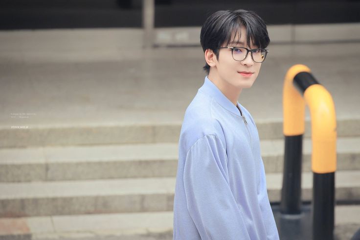 everyone_woo96's tweet photo. @xxw0nw Wish me luckk✨️ https://t.co/ibZ4VX5bOr