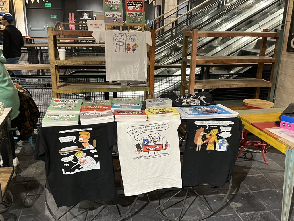 Segundo día en Feria del Libro MUT (Mercado Urbano Tobalaba)… nos vemos hasta las 20 horas en nivel -3 metro Tobalaba