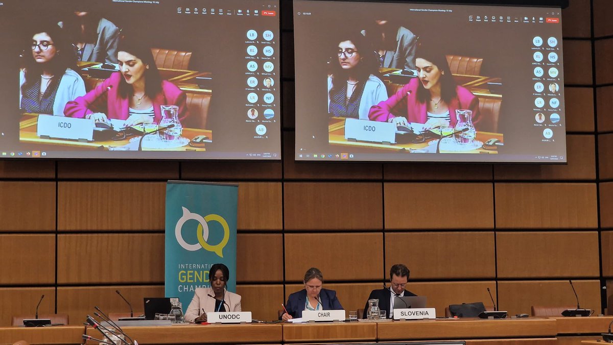 ICDOat's tweet photo. ICDO CEO and President @JosipaPalac during the biannual @INTGenderChamps #ViennaHub meeting stated "Achieving gender equality and defending human rights are inseparable from safeguarding biodiversity".
#SafeguardingDiversity #GenderChampions https://t.co/U7kiqKHFrf