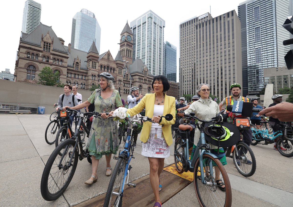 CivicActionCA's tweet photo. 🧵 "We can’t get there alone. We need a new deal for our city. #Toronto needs strong federal and provincial partners who recognize our city’s crucial role in the economic and social life. Of our province and our country." - Mayor @OliviaChow

📸: @SteveRussell #TorontoMayor https://t.co/st8gnypEMq