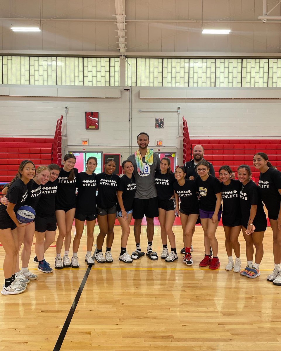 Big thank you to Kyle Anderson for coming to <a href="/ScarletsBball/">RP Girls Basketball</a> camp this morning and offering these young ballers some words of wisdom!