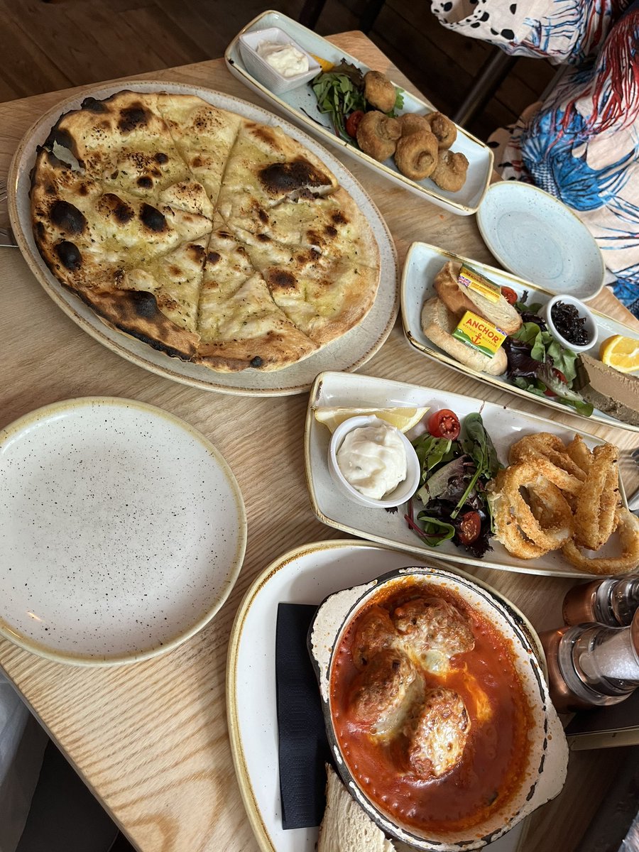 sharron_honey's tweet photo. See momma and boo im RESTING!!!! @BlokeOnWheels @radiodandy75 losing the will to live glad I went for lunch first ๐คฃ๐คฃ #WorstPatient #FridayFeeling https://t.co/H0LTg9BwBb