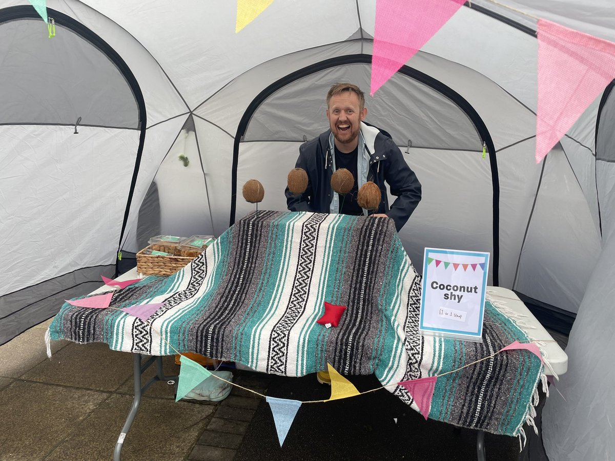 ayseince80's tweet photo. Roll up roll up - give it your best shot #Brookfest ! @BrookburnPTA @NurseryBBurn @BrookburnP https://t.co/SxSlRgEw6W