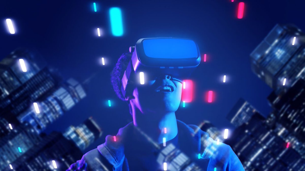 insightens's tweet photo. 🎮🌐 The Future of #Web3 Gaming? 🧵 
1️⃣ Web3 and Gaming - The Ultimate Combo
Web3 isn't just about finance; it's a game-changer for gamers too! Imagine owning unique digital assets and carrying your achievements from one game to another. #Web3Gaming https://t.co/PMgtoES0W9