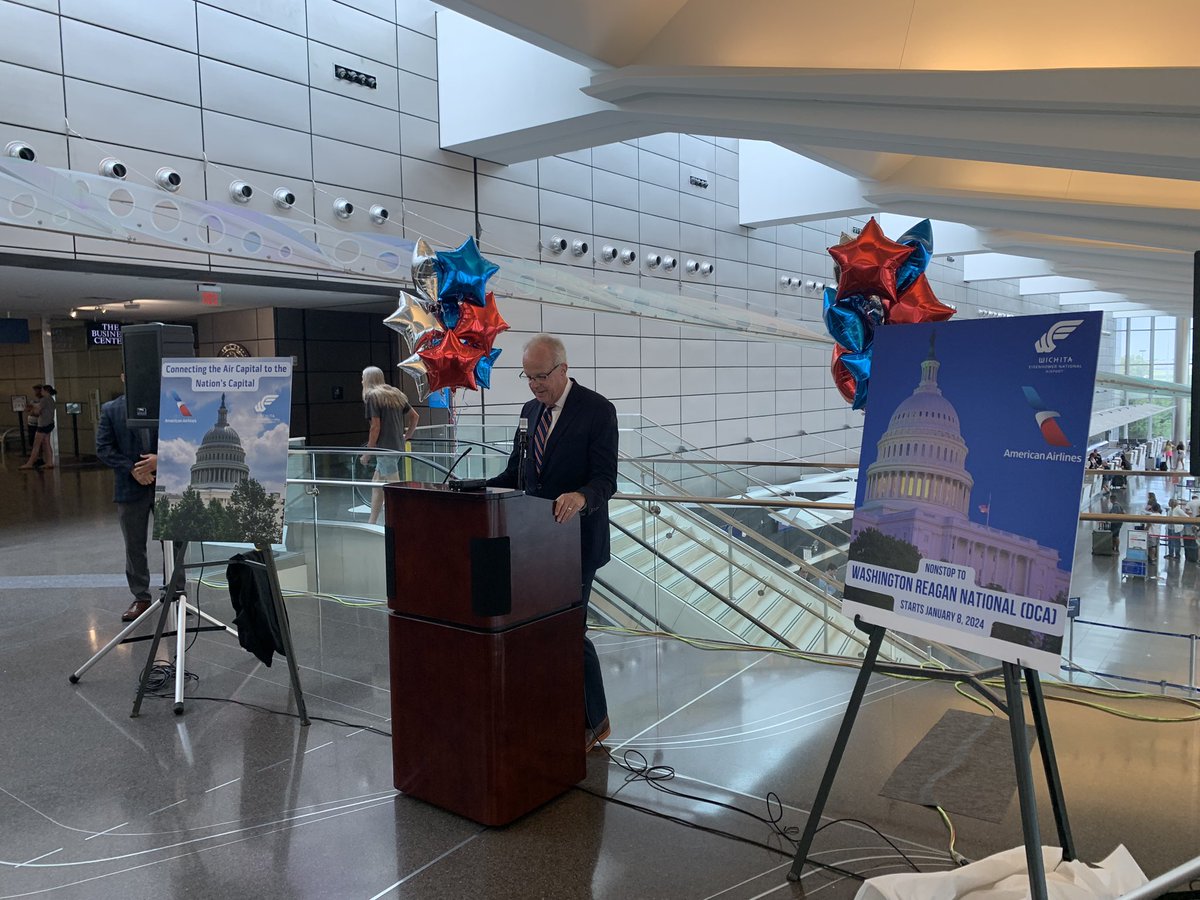 BREAKING: U.S. Senator Jerry Moran just announced a daily nonstop flight from Wichita to Washington DC