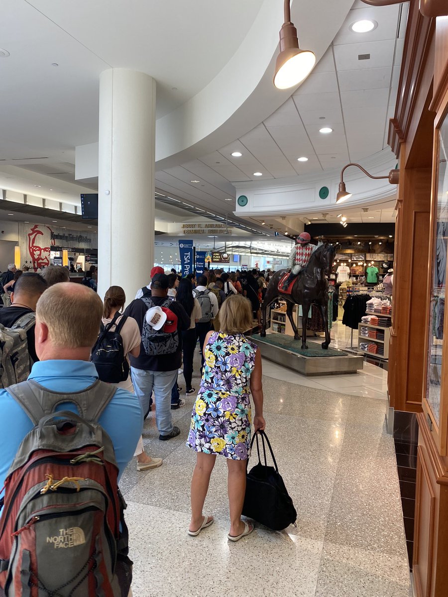 JoshuaHolcombe's tweet image. @TSA #precheck has become a literal joke. Y’all gotta go better. @SDFAirport