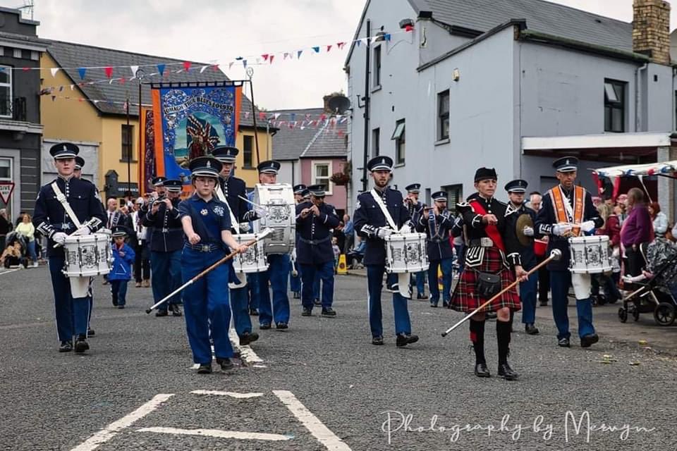 A few snaps 📸 from the 12th in Dromore.  Thanks to ‘photography by Mervyn’. 👍