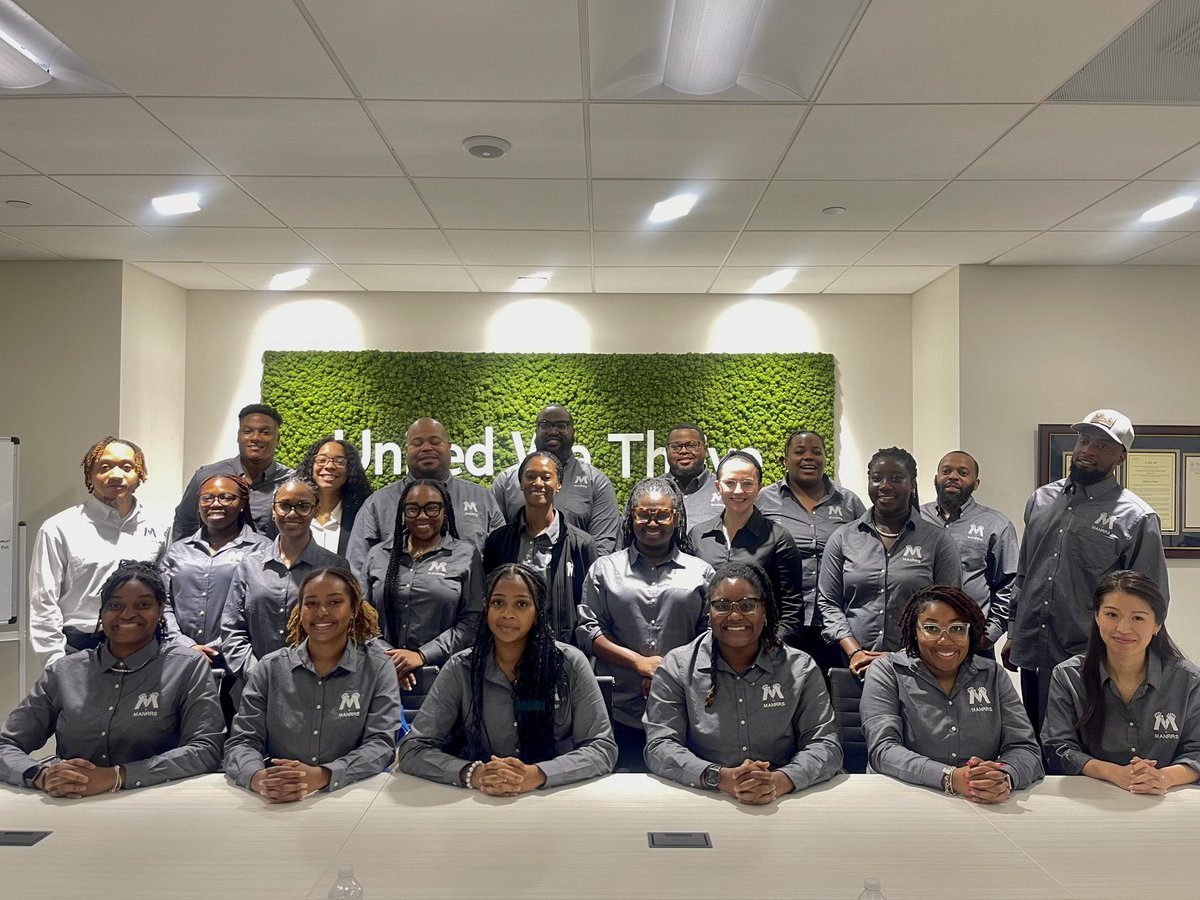 NASDAnews's tweet image. NASDA enjoyed hosting @NationalMANRRS students in our office for discussion on #policy development, agricultural advocacy and career opportunities available to them in the #agriculture industry. The future of agriculture is in good hands! #WorkInAg #NextGen