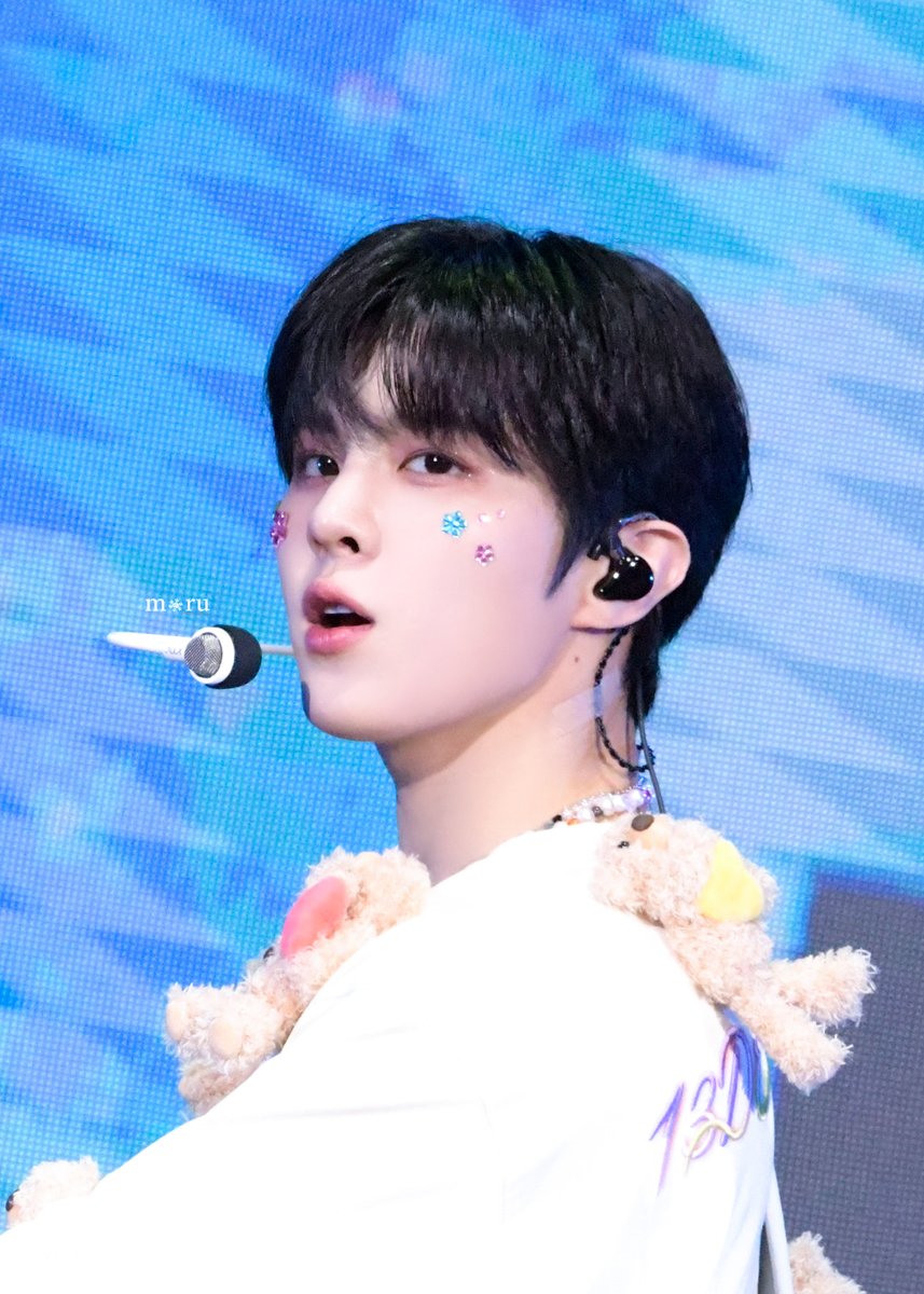 𝐦❄︎𝐫𝐮 tweet media