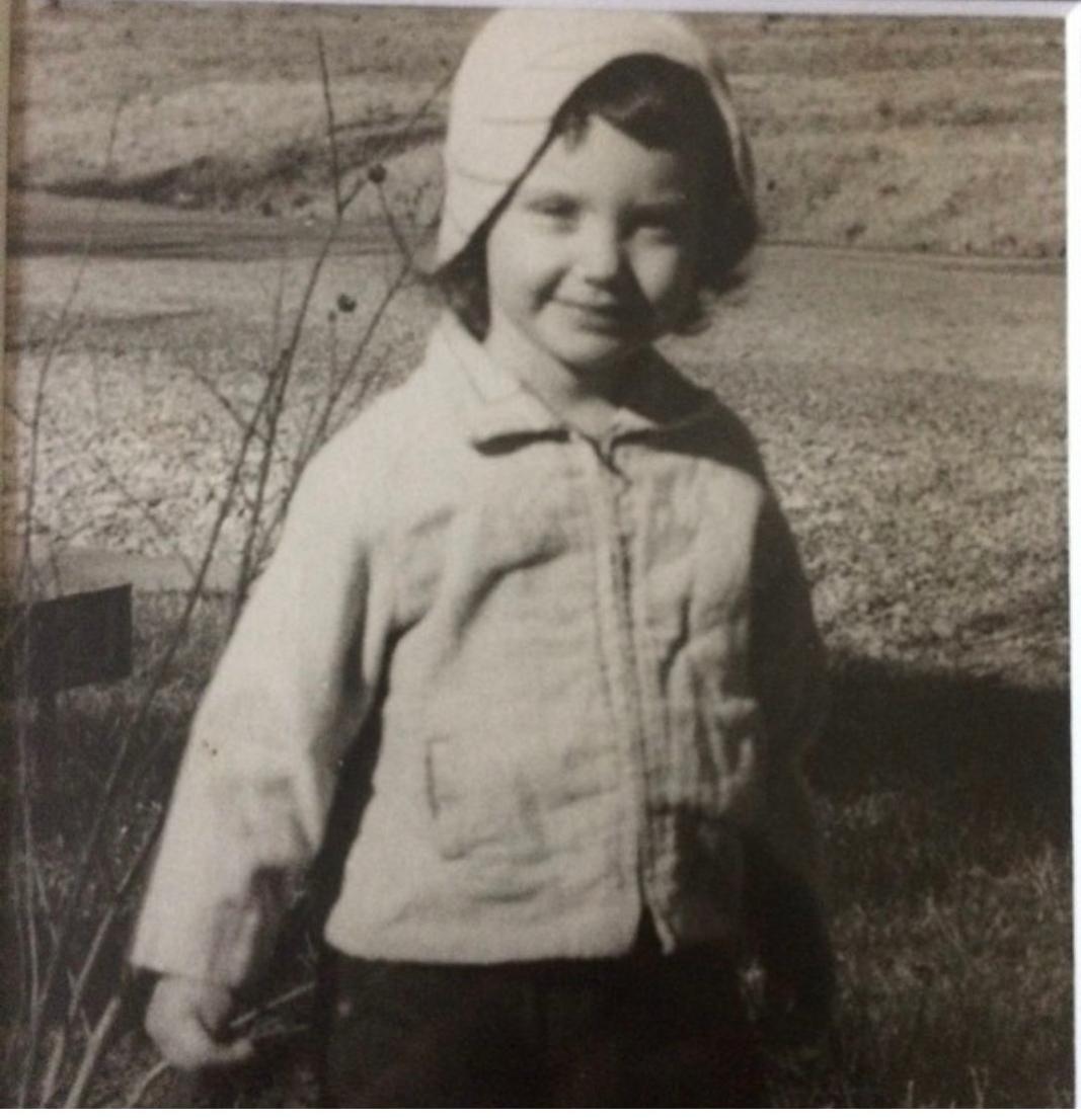 GeraldineKRoy's tweet photo. Little Ms. Jeanie Smith π
Hello Hello #JHive! https://t.co/HNZCxlCMkr