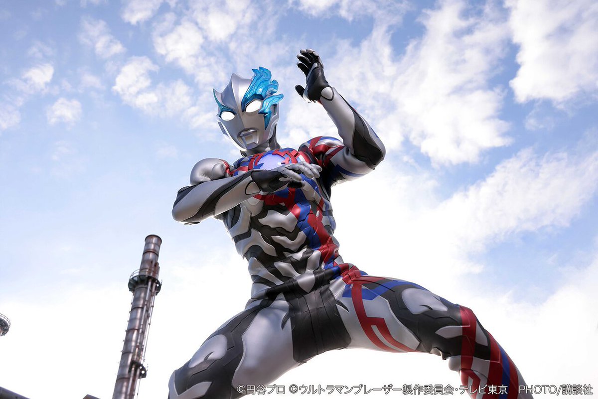Hg7mI's tweet photo. Rumors for Ultraman Blazar:

 Ultraman Blazar Furdran Ultra Armor:

-Similar to Kamen Rider Agito Flame Form 
- Orange-skin Monster Armor on Blazar's right hand.
- Furdran is mounted on the hilt of the sword and becoming the Chilsofard Lancer.

#ウルトラマンブレーザー https://t.co/J7J186r32g