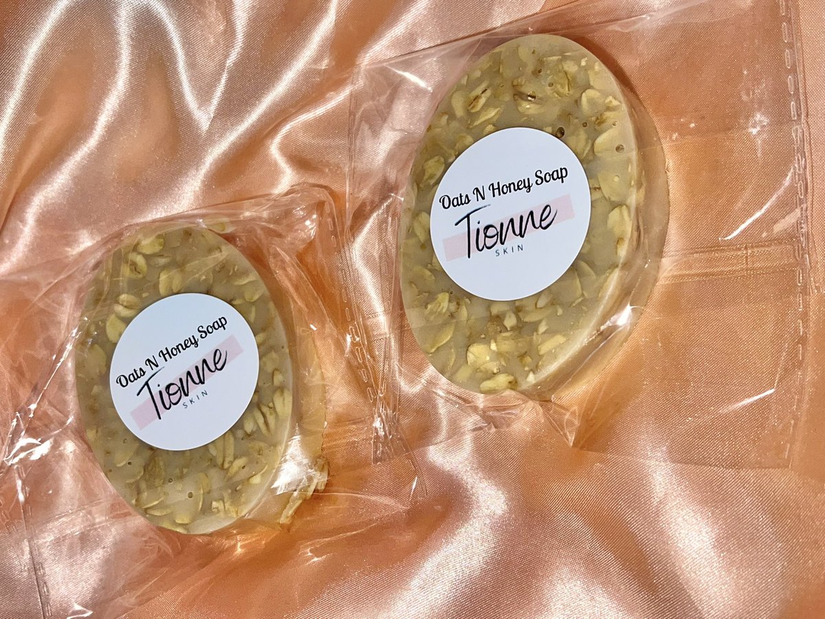 tionneskin's tweet photo. Oats N Honey Soap is s gentle moisturizing all-natural soap

It’s recommended for dry skin, eczema, psoriasis, and dermatitis

It has anti-inflammatory properties so it helps to reduce redness, and soothes itchy and irritated skin

It also softens skin, reduces dry skin and more https://t.co/Eam9lURxgj