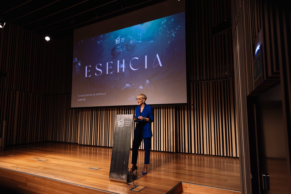 bculinary's tweet image. 🤝✨ ESENCIA - Celebramos la VIII. edición del día de empresas de #BCC, una jornada con la que buscamos crear un espacio donde compartir y propiciar networking entre las empresas colaboradoras. ¡Gracias! 👏 #mybculinary #empresasBCC