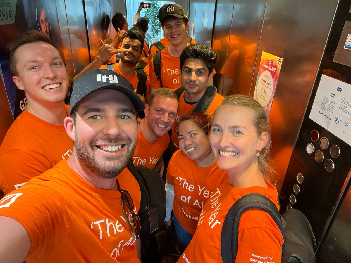 ChrisS02181412's tweet image. Proud of the AI-ncredibels ❤️‍🔥

#dbtechhackathon
#EngineerTheFuture
#TheYearOfAI 
#PositiveImpact