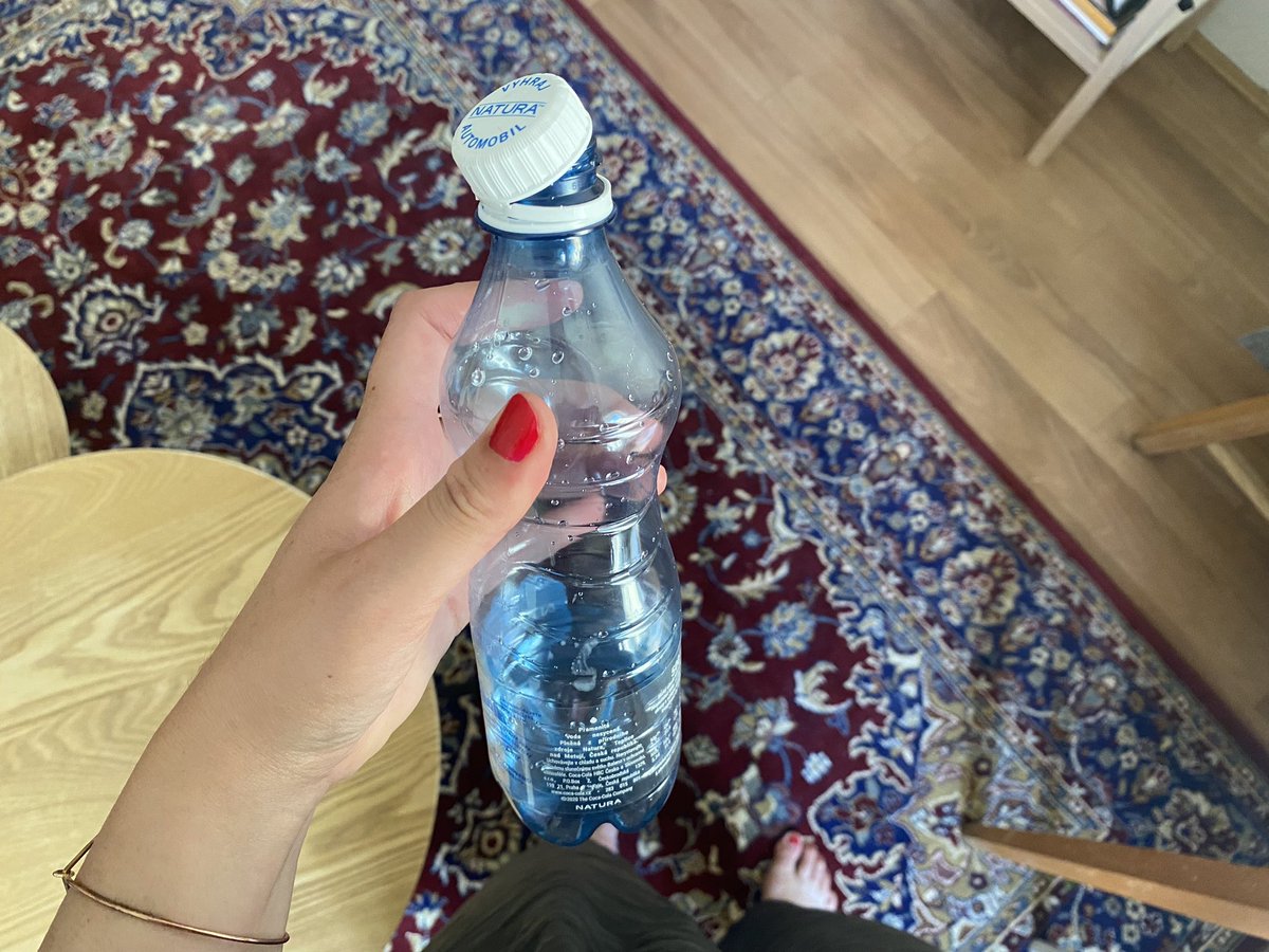 Eva Soukeníková tweet media