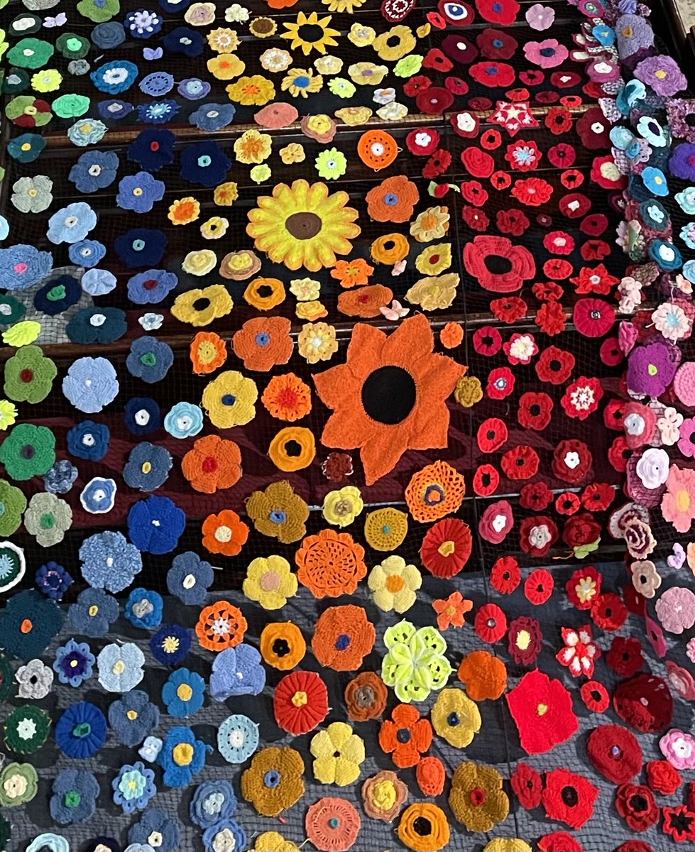 st_isle's tweet photo. After undergoing some quality control checks our magnificent Flower Tower is ready to be installed. Weather permitting, you should be able to view it in situ early tomorrow afternoon 🤞 https://t.co/rEgtI0VbQj