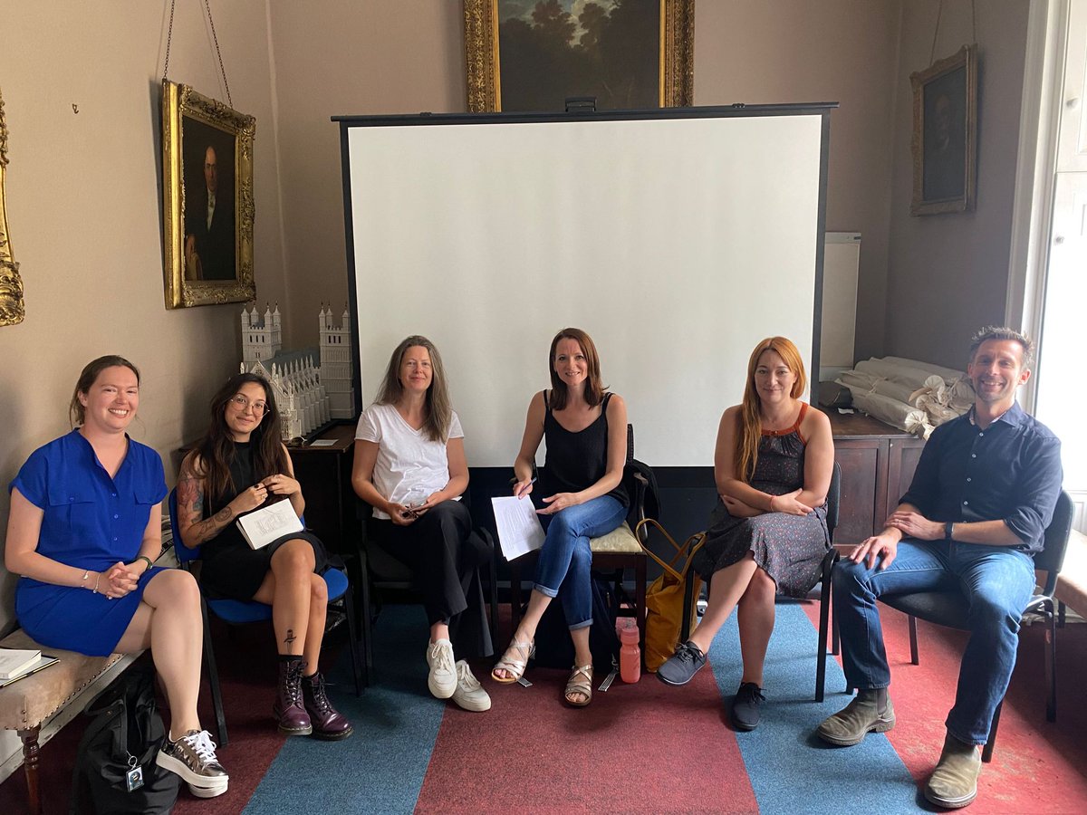 What a special gathering this was, celebrating literature, language and translation, especially @AlejBanca & @_mrspremise's wonderful works. Thank you to @translatewomen for chairing and @DExInstitution @ExeterCityofLit for hosting 💕