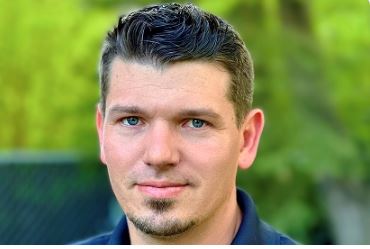 The Summer 2023 Face of the MFMA is Jon Simons, President of Titan Sport Systems. Read more.
ow.ly/iLO950PbHm3
#titansportsystems #sportsflooring